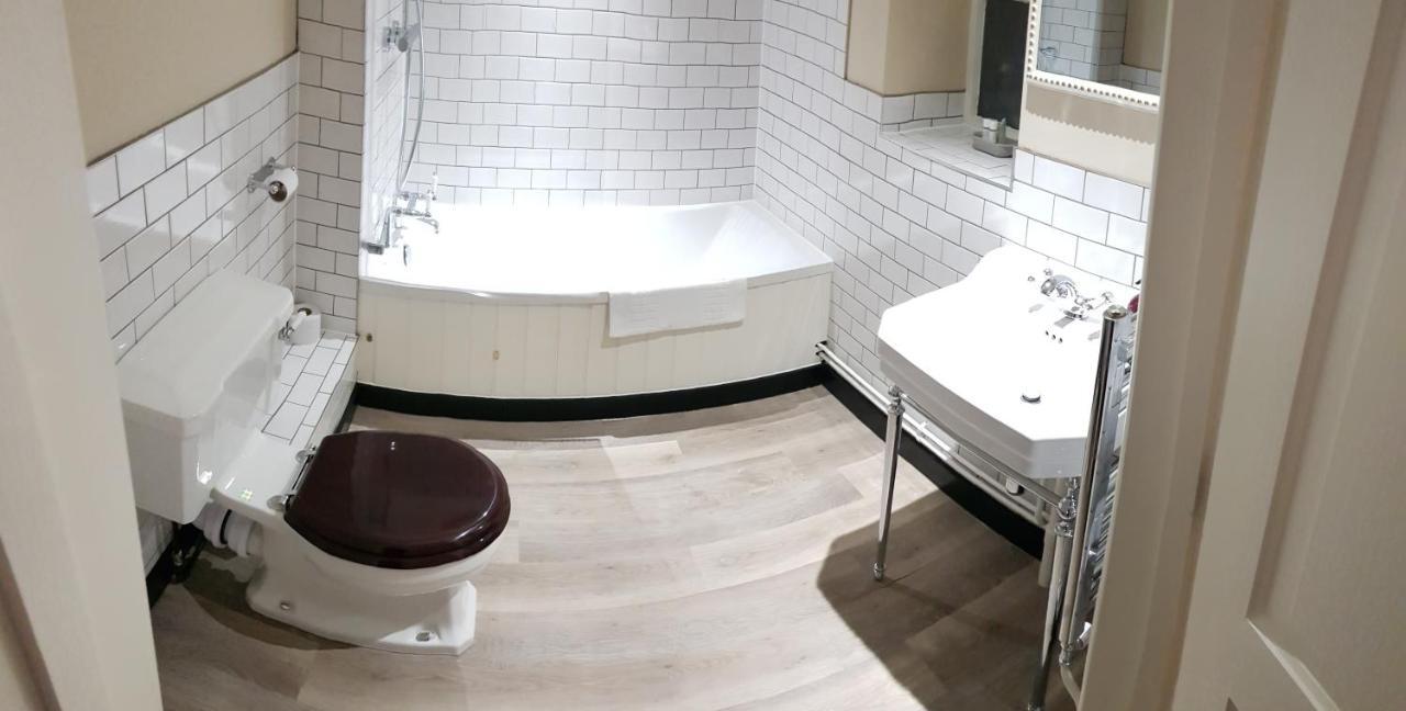 The Talkhouse Hotel Stanton Saint John Ngoại thất bức ảnh